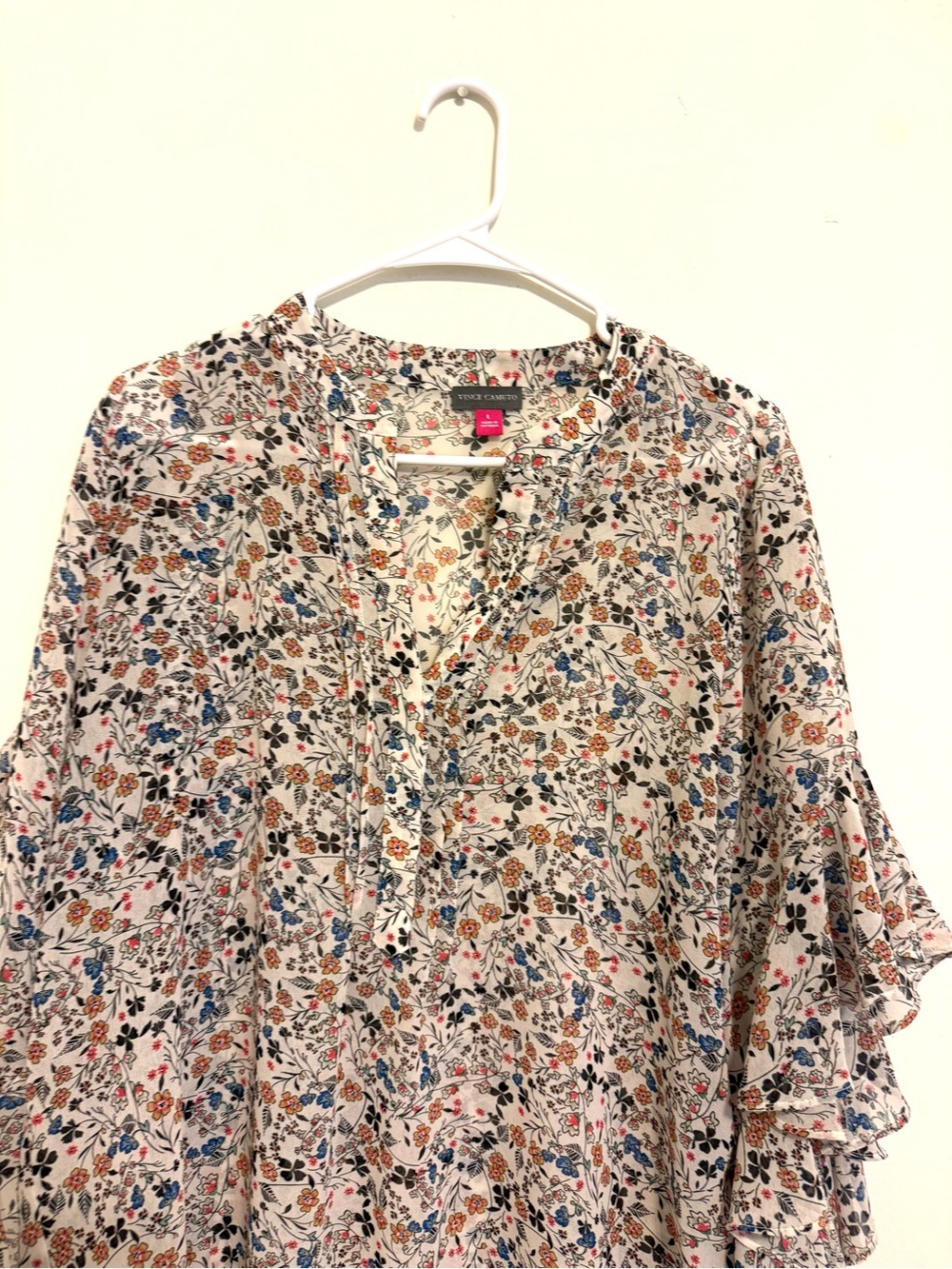 2/$30 Vince Camuto Floral Ruffle Sleeve Blouse Size Large Boho Peasant Top - Picture 3 of 8